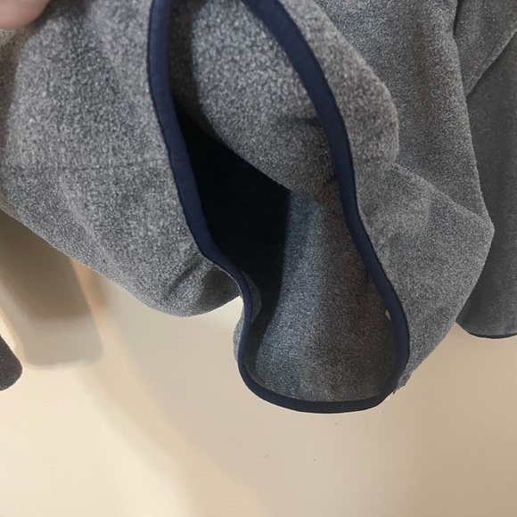 NEW Patagonia kids Large pull over half button sweater - Picture 7 of 7